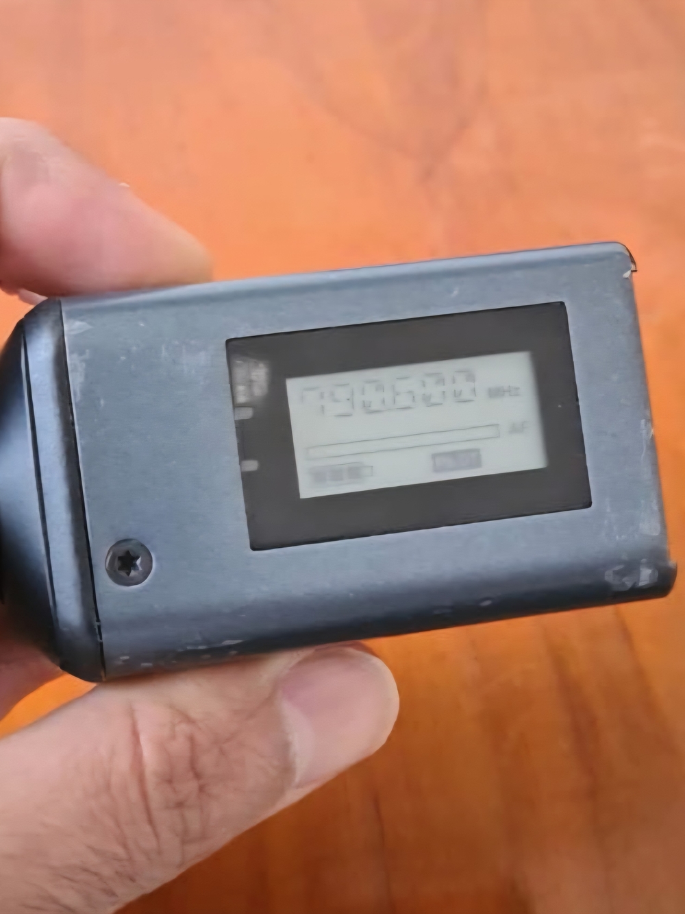 Sennheiser SKP 500 G2 Plug-On Transmitter – Professional Wireless Power
